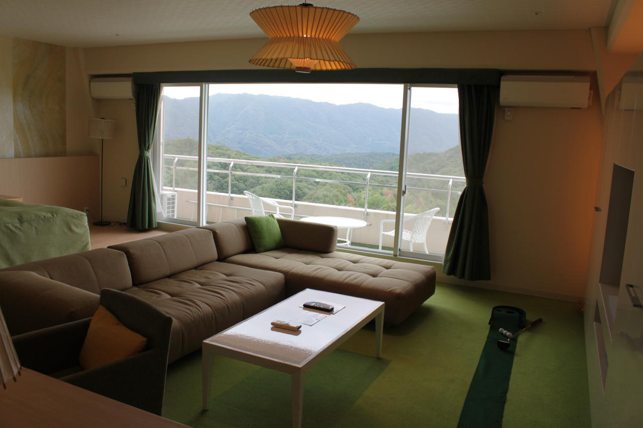 Minamiyamashiro Lake Forest Resort חדר תמונה